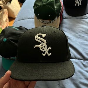White sox hat